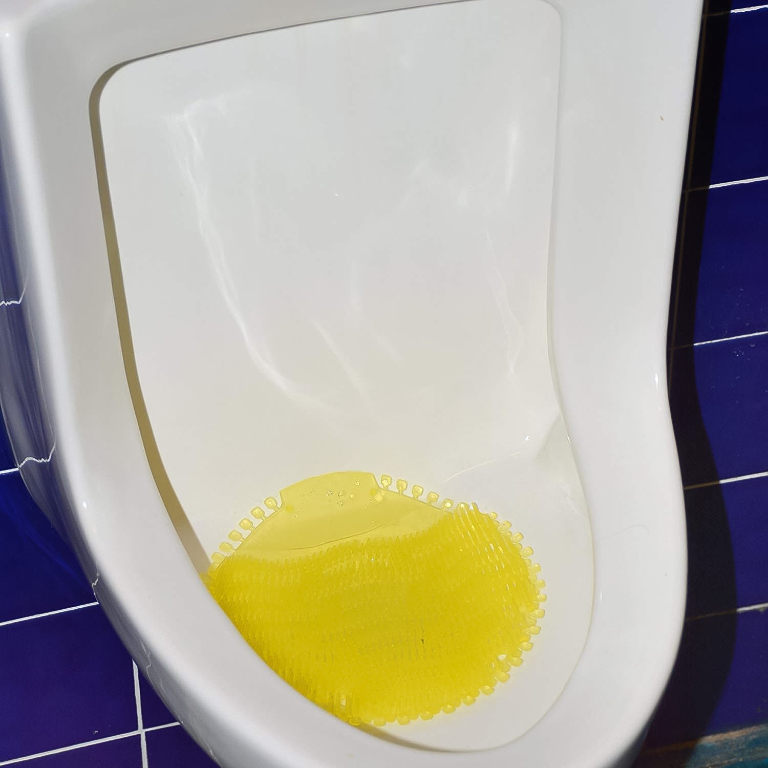04_ebfb3ef0-1e33-4bf4-accd-a181b3e050be Urinal Screen Deodorizer Mat – Long-Lasting Odor Control & Anti-Splash