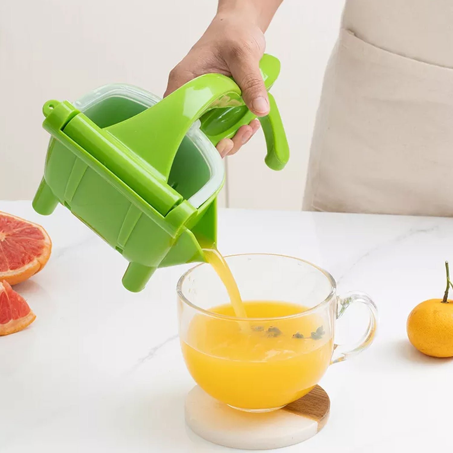 Manual Juice Squeezer – Heavy Duty Hand Press | Chef’s Embrace