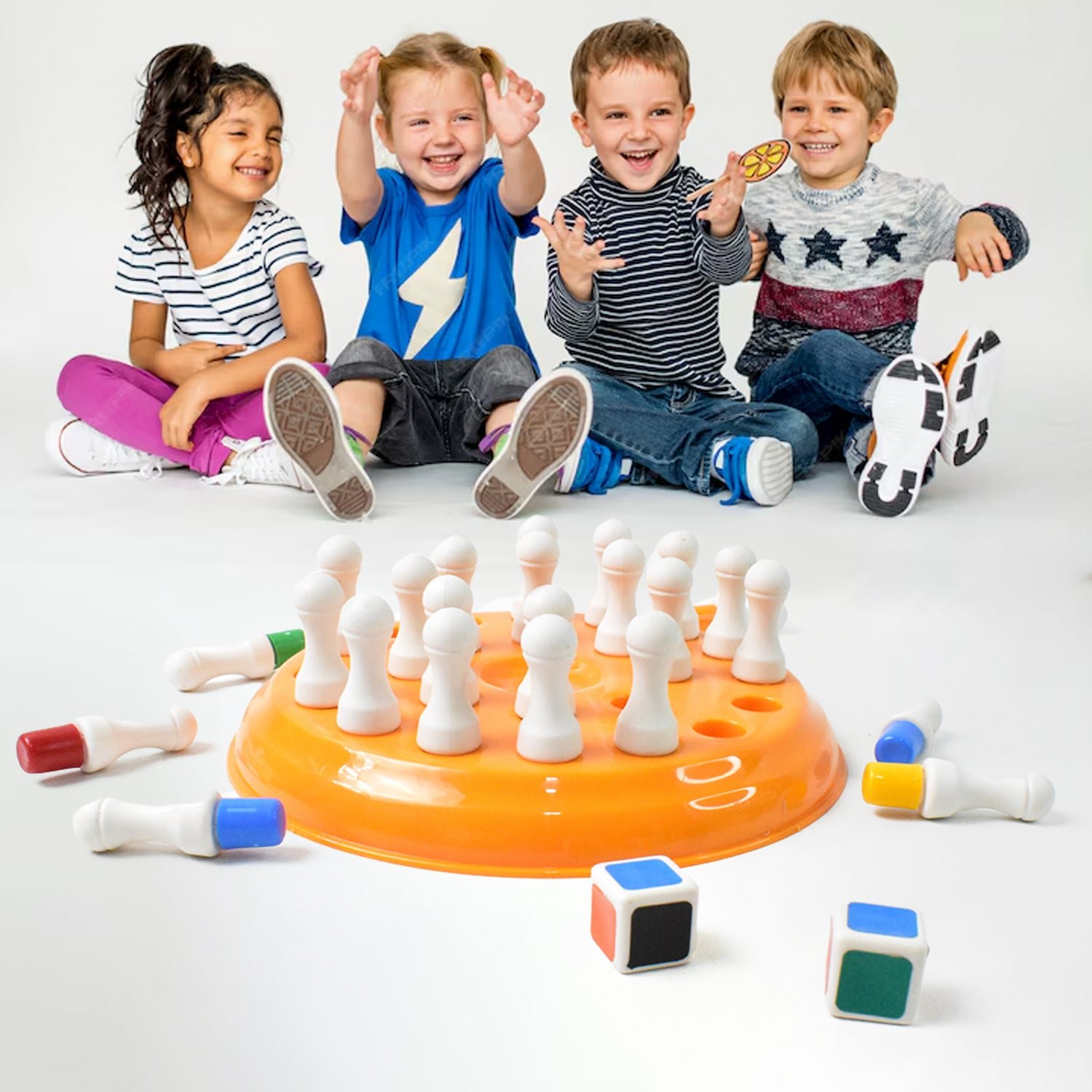Memory Chess Game – Plastic Brain Teaser with 24 Colorful Pegs