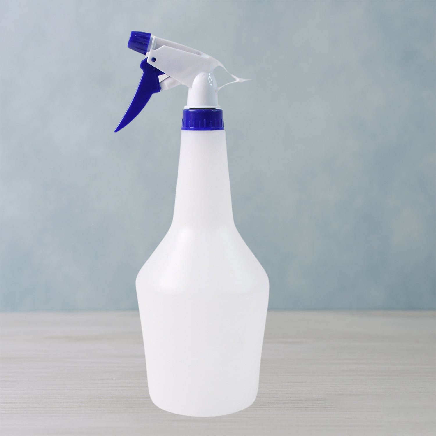 Plastic Trigger Spray Bottle 1L – Adjustable Mist & Stream Spray