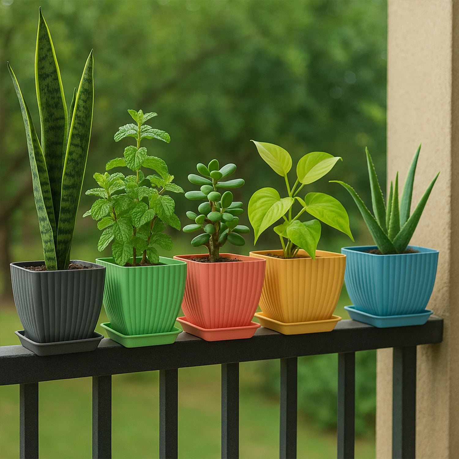 Square Plastic Flower Pots Set of 5 – Durable Lightweight Planters