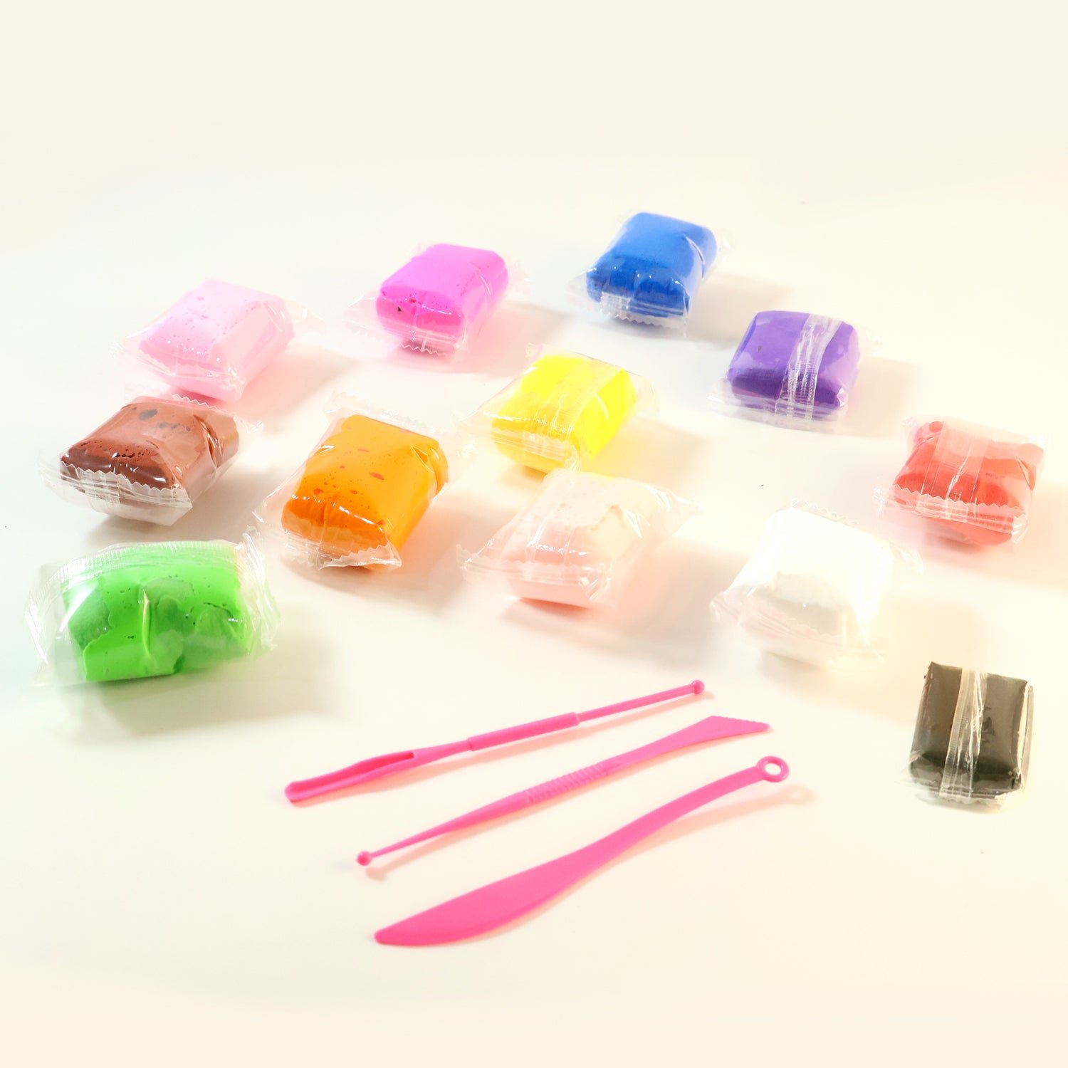 05_clay-toy Antibacterial Kids Clay Set – 12 Vibrant Colours for Creative Play