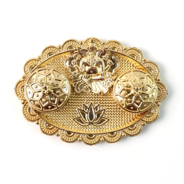 05_thali_3b43f621-dd87-43f0-85ac-667b9ff5ab0a Ganesh Embossed Roli-Chawal Kumkum Chopra – Antique Gold Finish