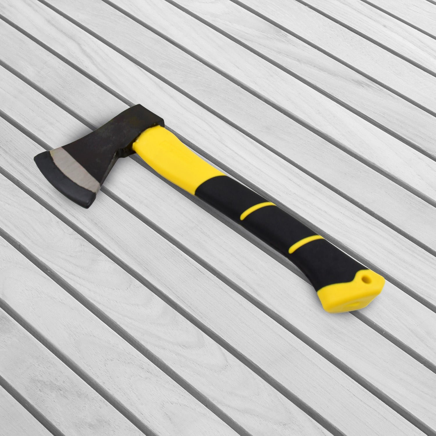 Hatchet Axe – Durable Fiberglass Handle, 537 Gm | Velvet Wipe