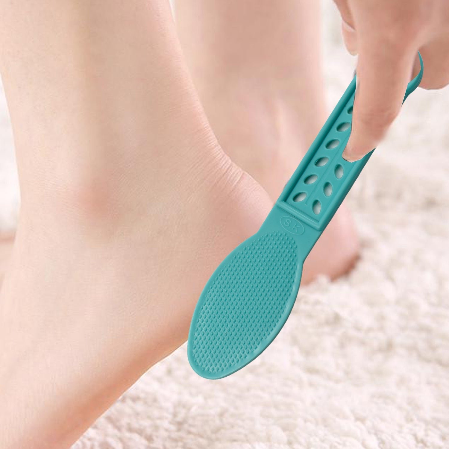 Plastic Foot Scrubber – Pedicure Tool for Smooth Feet | Velvet Wheels