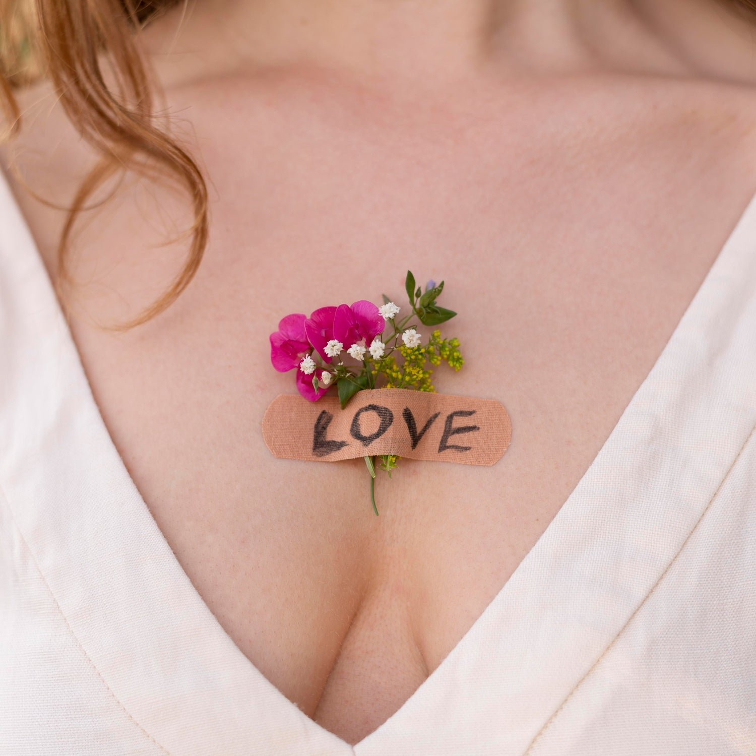Boob Tape with Nipple Covers – Invisible Lift & Support | Velvet Wellness