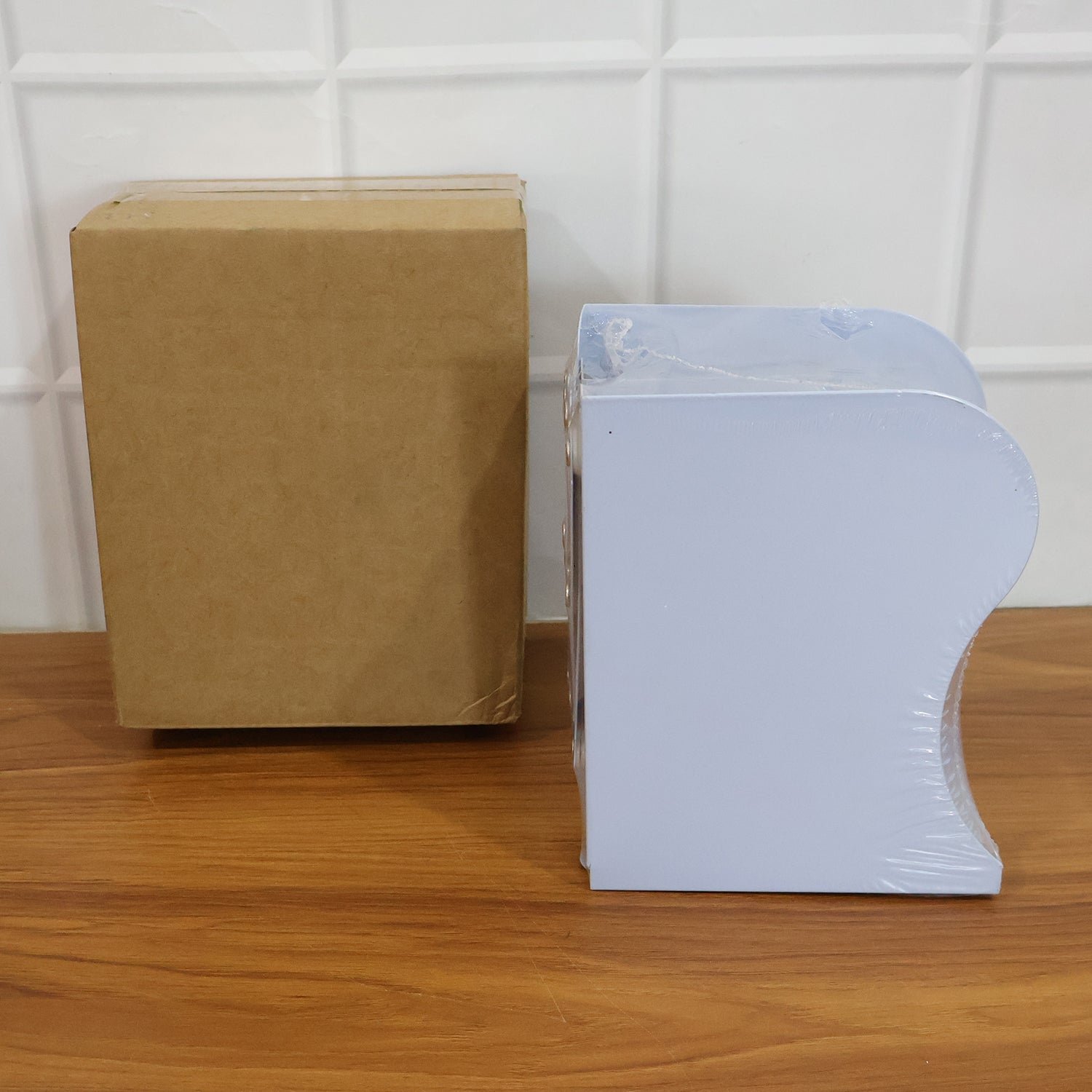 Expandable Book Stand – Adjustable Foldable Organizer for Desk