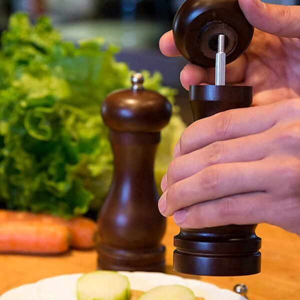 Wooden Pepper Mill – Adjustable Ceramic Grinder | Grippy