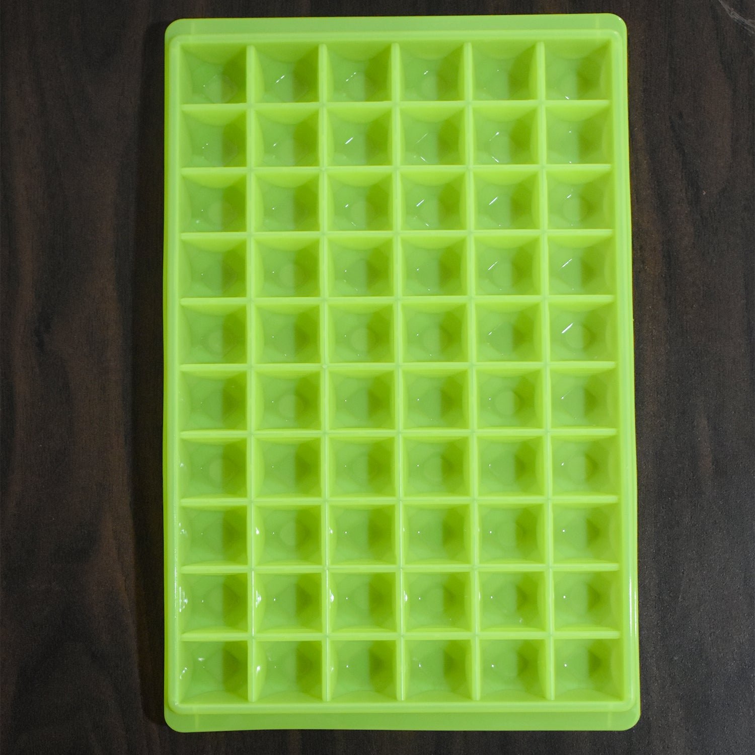 60-Cavity Ice Tray – Flexible Plastic Cubes | Indo Glow