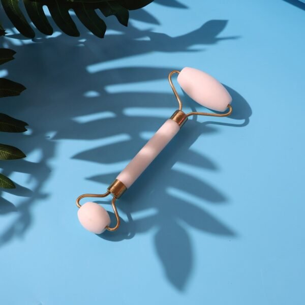 Face Massage Roller – Dual-Ended for Radiant Skin