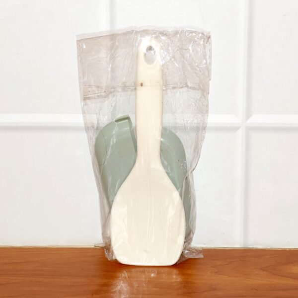 Automatic Rice Spoon Holder – Hygienic Dust Cover Storage