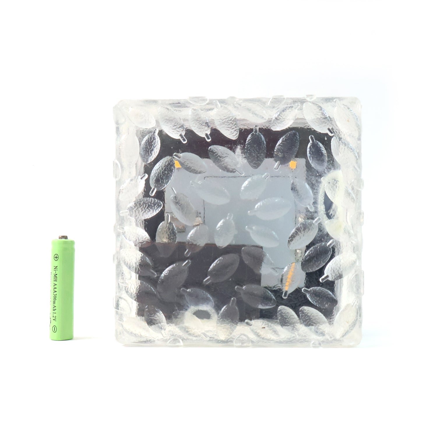 Solar Garden Light – Ice Cube Pathway & Decorative Lamp | Garden Vera