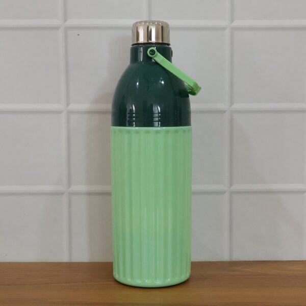 Insulated Water Bottle – 1700ml Large Capacity Leakproof