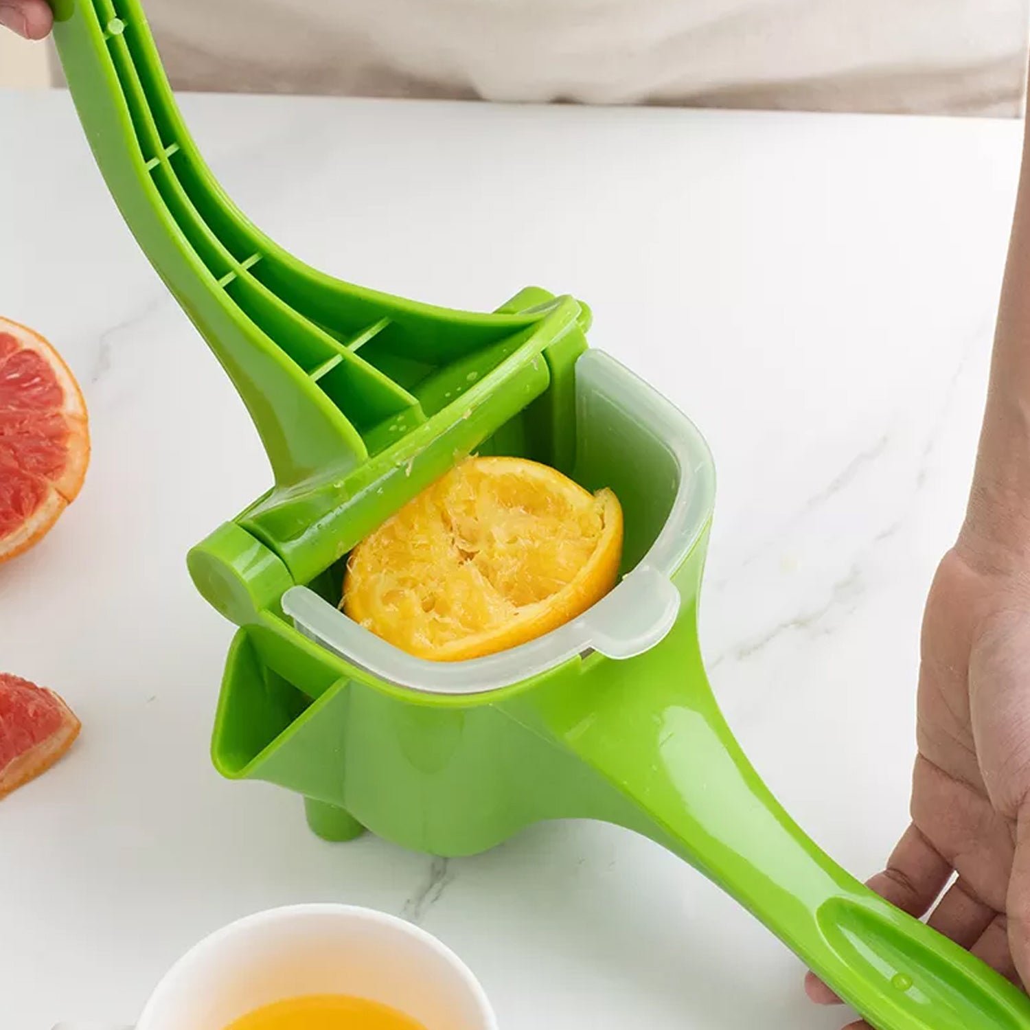Manual Juice Squeezer – Heavy Duty Hand Press | Chef’s Embrace
