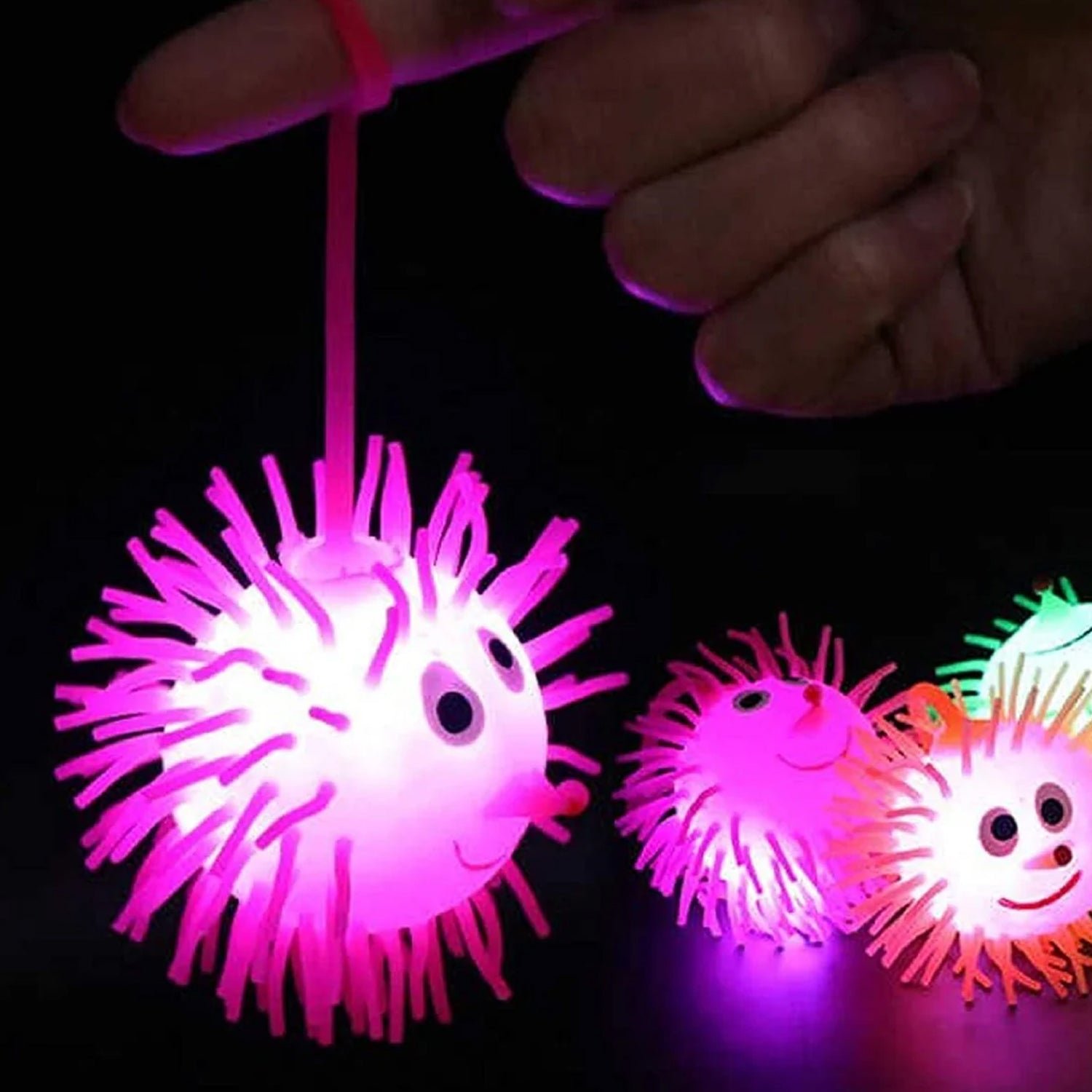 LED Spiky Puffer Ball – Soft Light-Up Stress Relief Toy