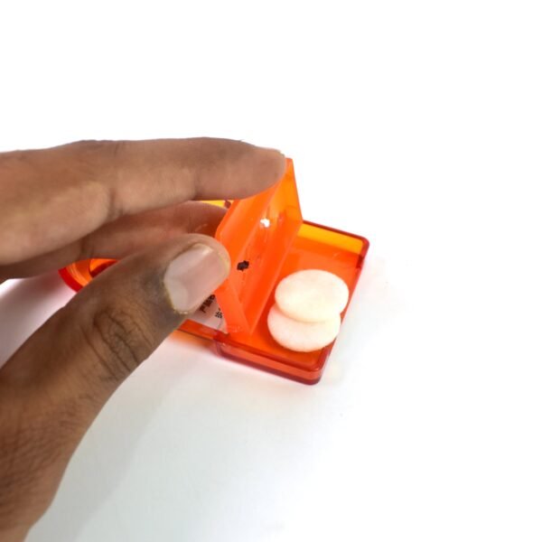 Hygienic Toilet Lid Lifter – Fragrance, Self-Adhesive | Bathora