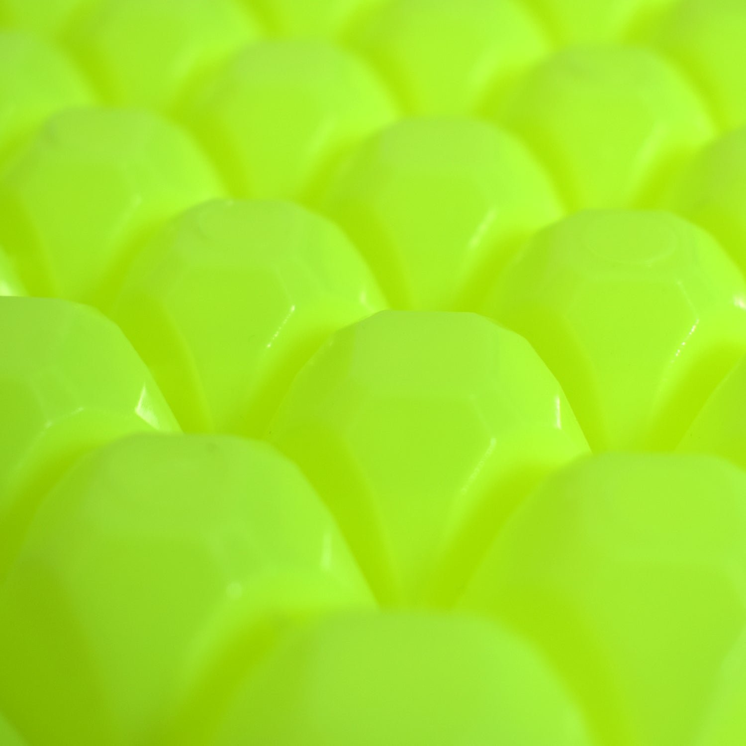 60-Cavity Ice Tray – Flexible Plastic Cubes | Indo Glow