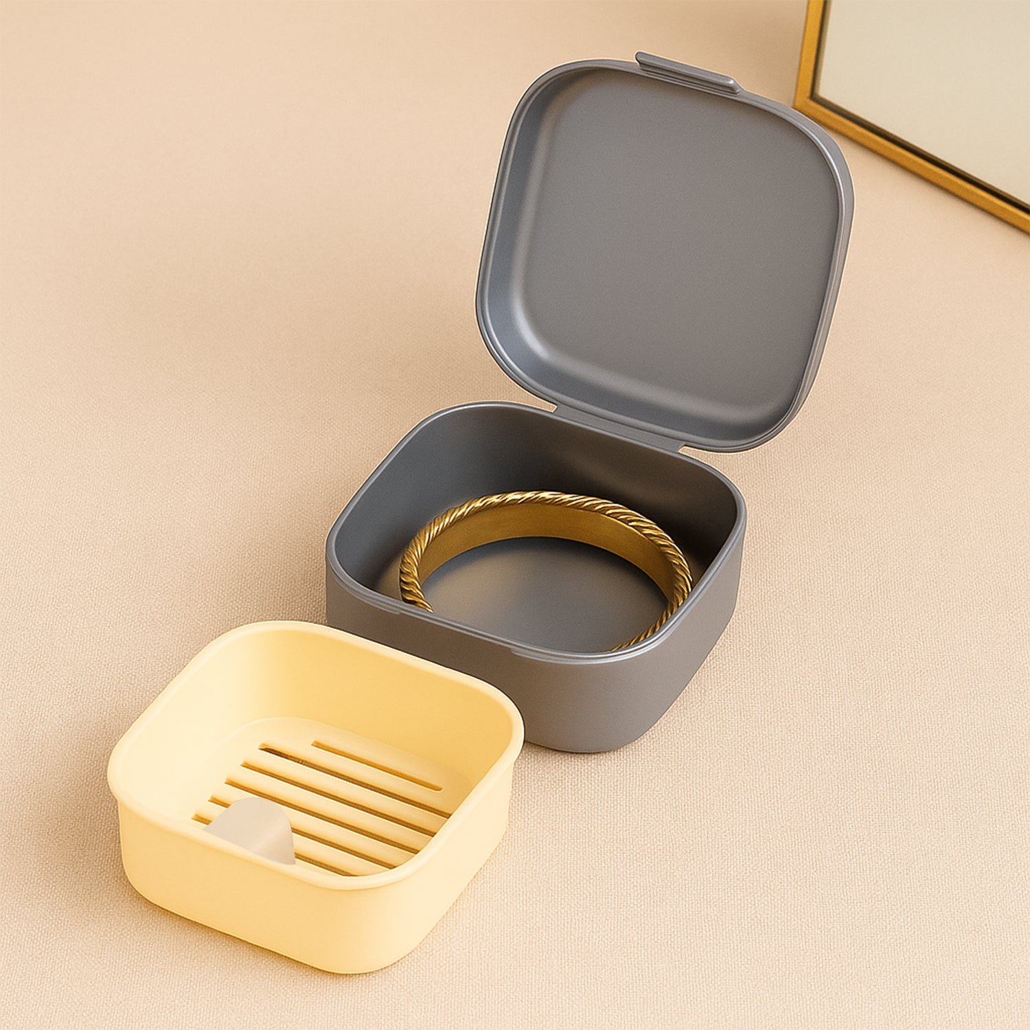 07_de90431a-14b1-4041-a74b-fcb58b7e3175 Teeth Storage Box – Hygienic Denture Case with Inner Tray