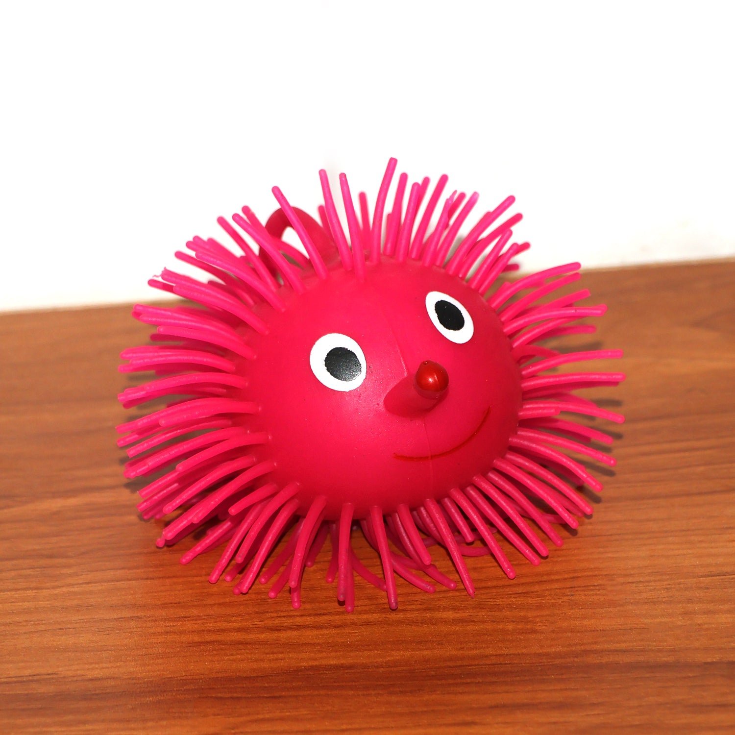 LED Spiky Puffer Ball – Soft Light-Up Stress Relief Toy