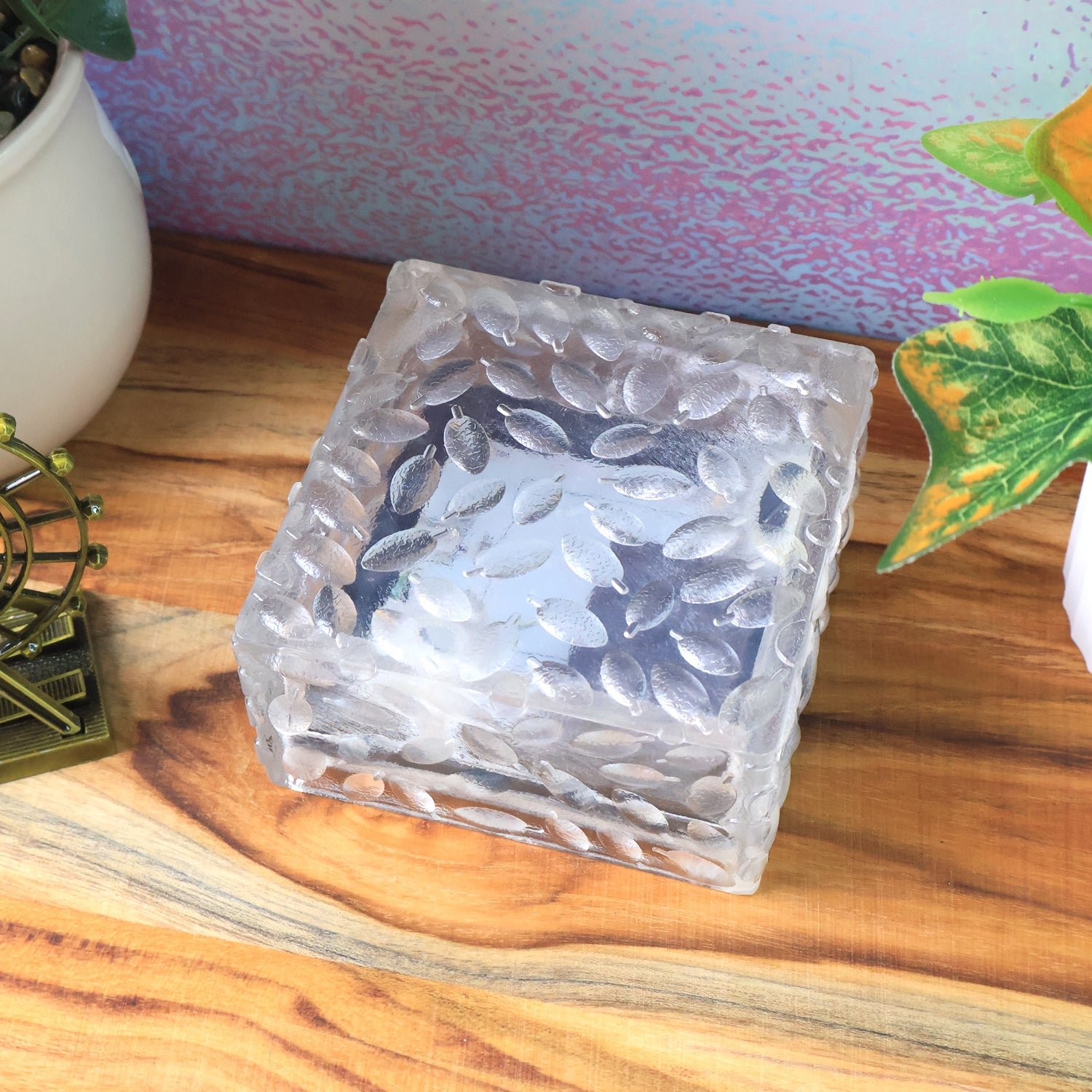 Solar Garden Light – Ice Cube Pathway & Decorative Lamp | Garden Vera