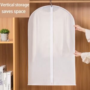 Foldable Suit Cover – Space-Saving Non-Woven Clothes Protection