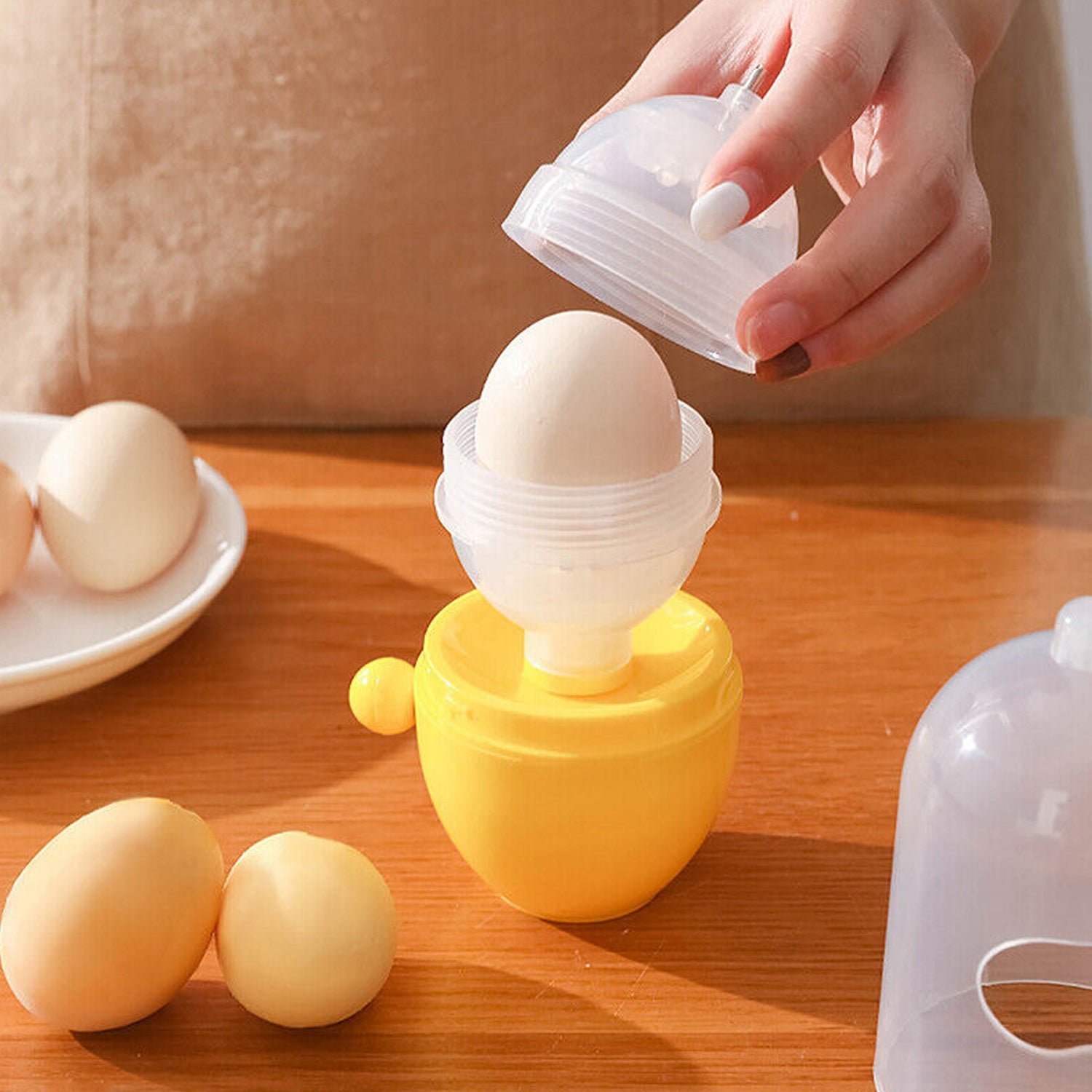 Manual Egg Scrambler – Effortless Yolk Mixer Tool | Storenzo