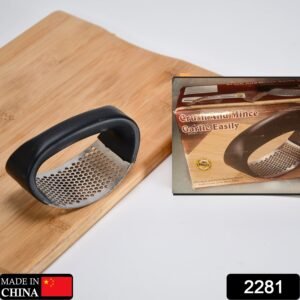 Stainless Steel Garlic Press – Ergonomic & Easy Clean | Quickslice