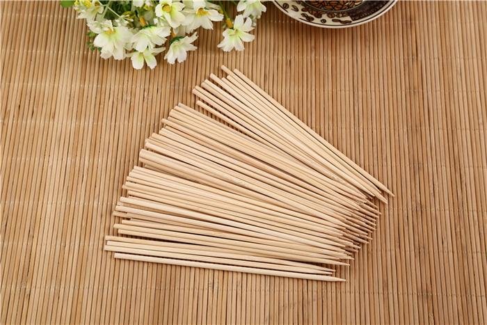 Bamboo BBQ Skewers 20cm – Durable Wooden Sticks | ChefArmor