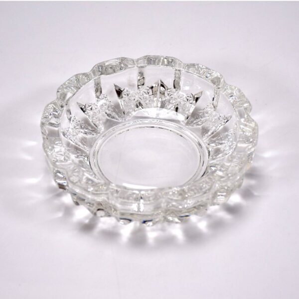 2_c7855fa1-0f44-4ae2-a2fa-e7a04814973f Crystal Glass Ashtray – Round Cigar & Cigarette | Styleva