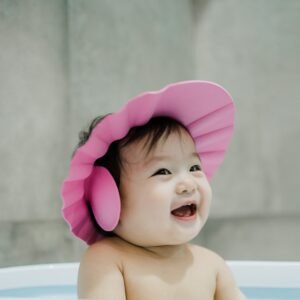 Adjustable Baby Shower Cap – Soft & Safe Eye Protection | Mini Bubbles