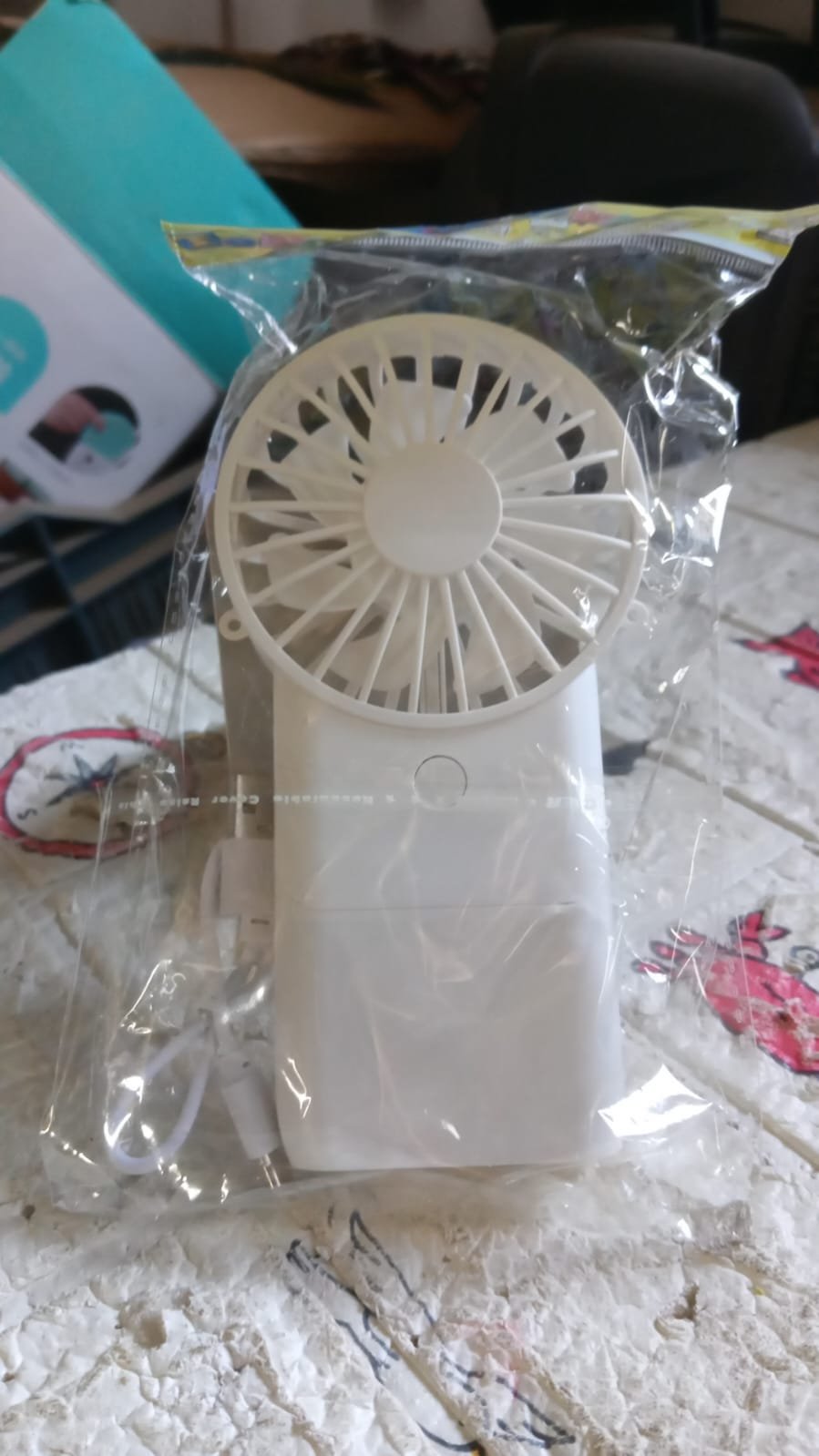 33be5640-80ff-44f8-b0f4-47d015105631_4d739c9b-1e22-477a-b7bb-f6ed5bd3a292 Handheld Fan – USB Rechargeable, 3 Speed Portable | Velvet Wellness