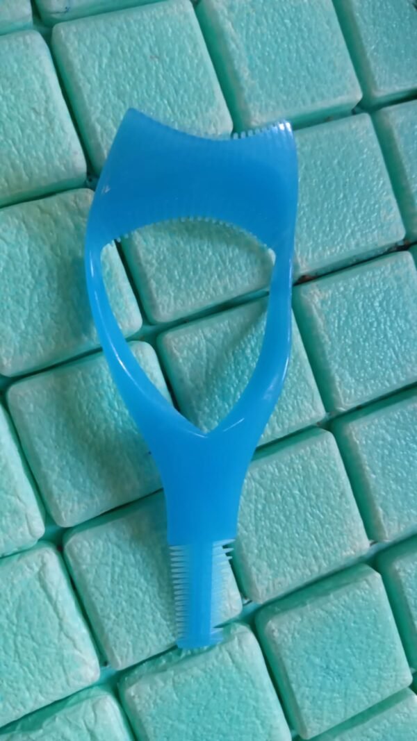 Eyelash Tool – 3-in-1 Mascara Guide, Brush & Curler | BeautyBare