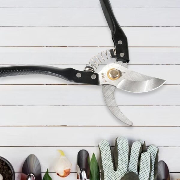 Garden Shears – High Carbon Steel Blades, Non-Slip Grip | Velvet Wipe