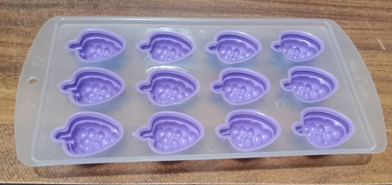 Silicone Ice Cube Tray – Flexible Fruit Shape Mold for Drinks | Indo Glow