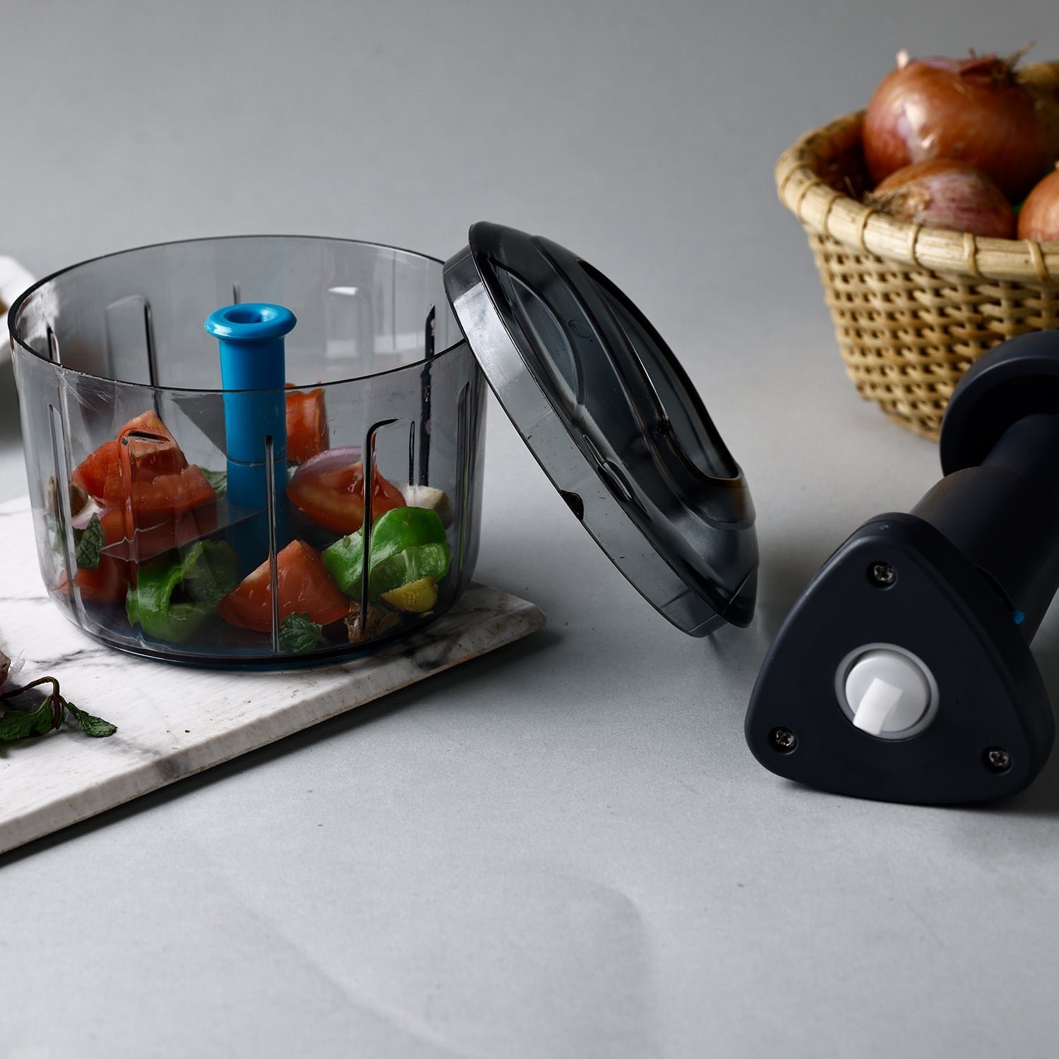 Push Chopper – Lock-Unlock 725ML Vegetable Cutter | Ganesh