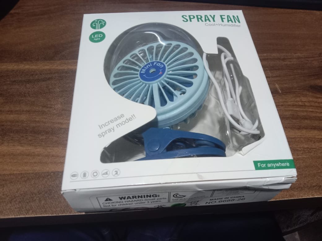 Portable Clip-on Fan – USB, 3-Speed, Light & Spray |
