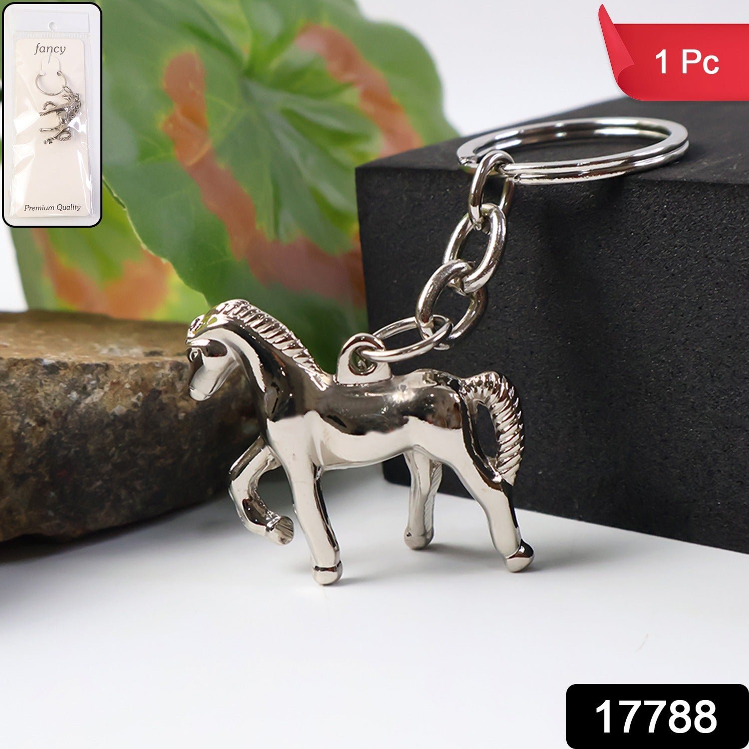 Metallic Horse Keychain – Durable Polished Chrome Accessory