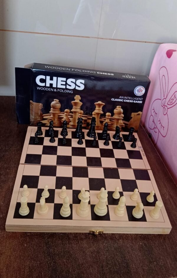 Folding Wooden Chess Set – Portable 30x30cm Board | Boardoria