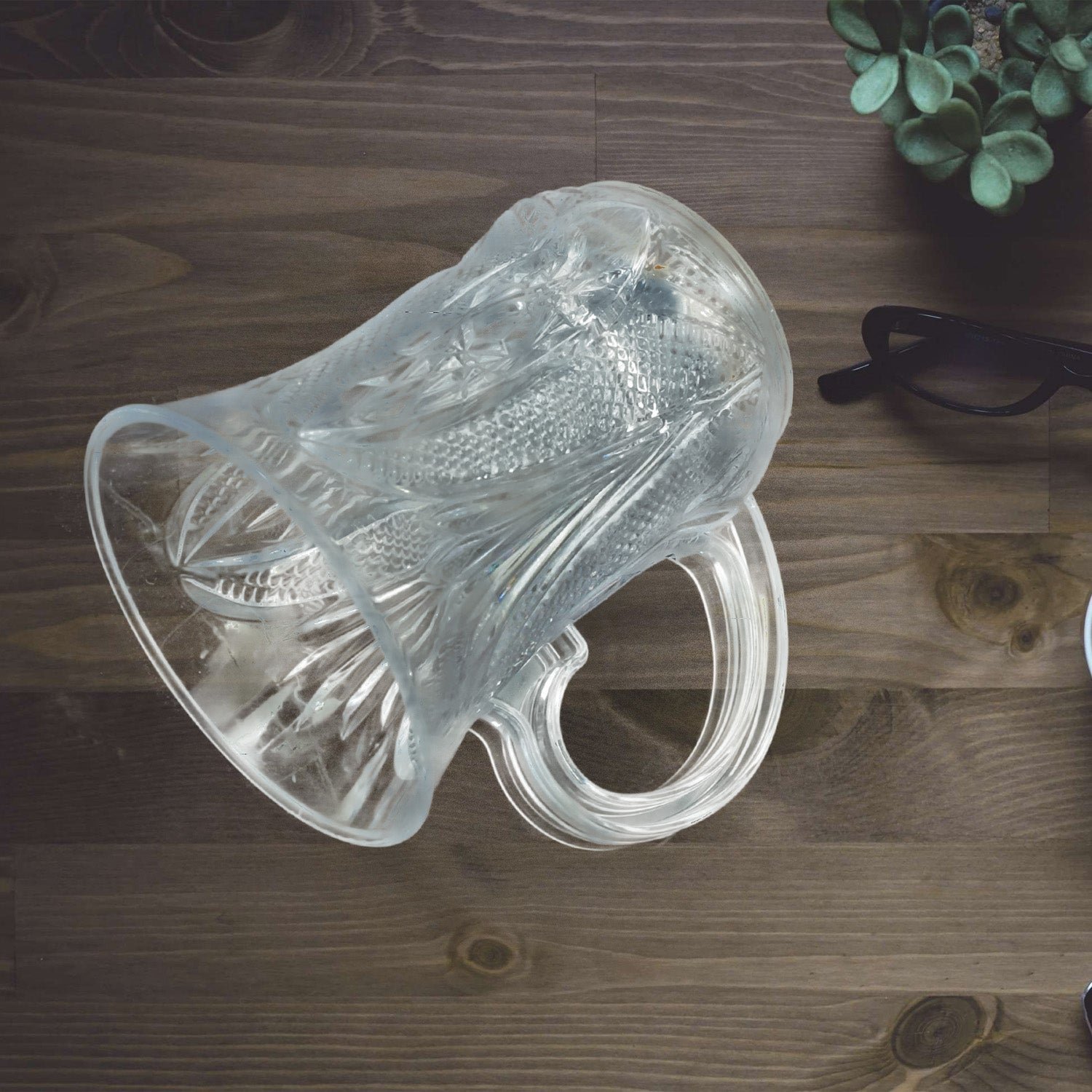 LED Party Cups – Flashing Water-Activated Glasses | Indo Glow