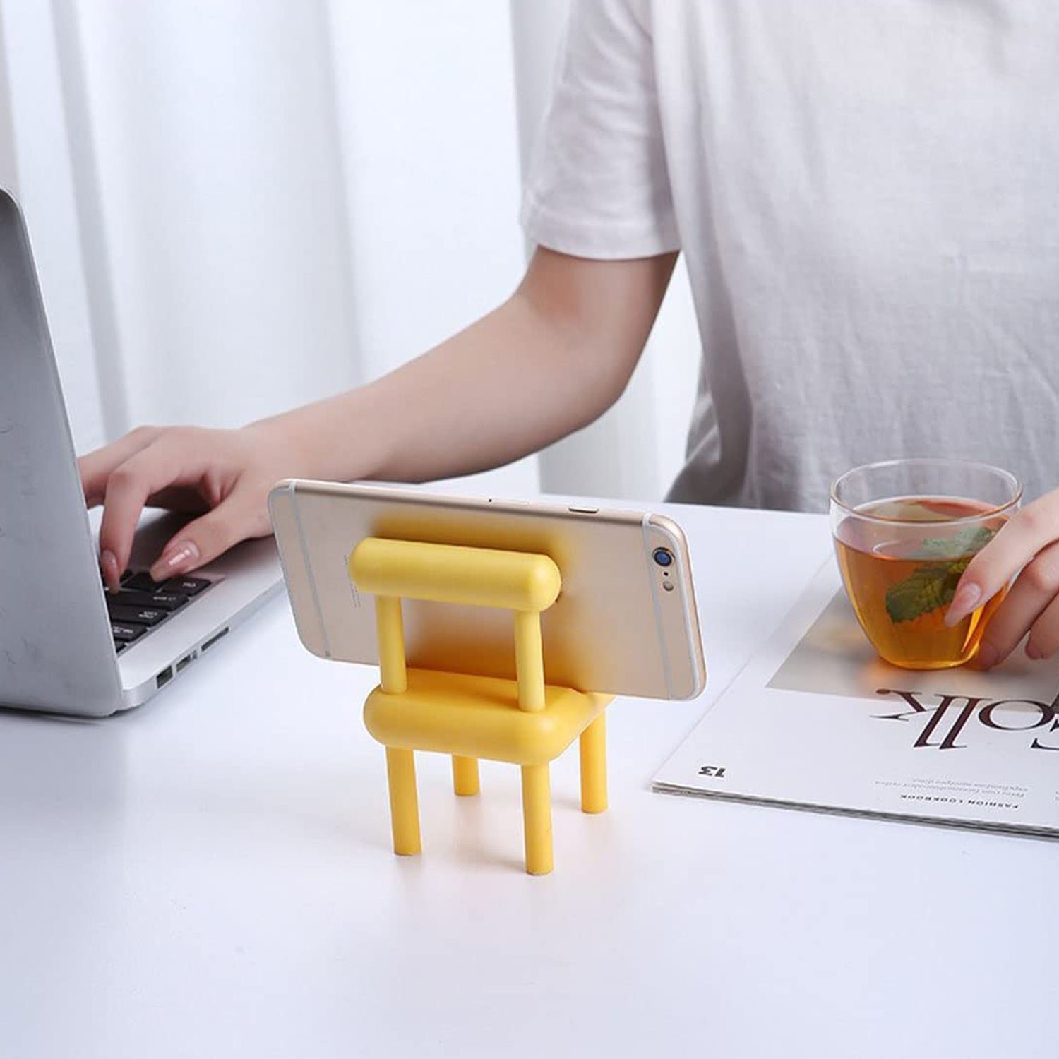 Mini Chair Phone Stand – Portable Wooden Desktop Holder | PHOBIA