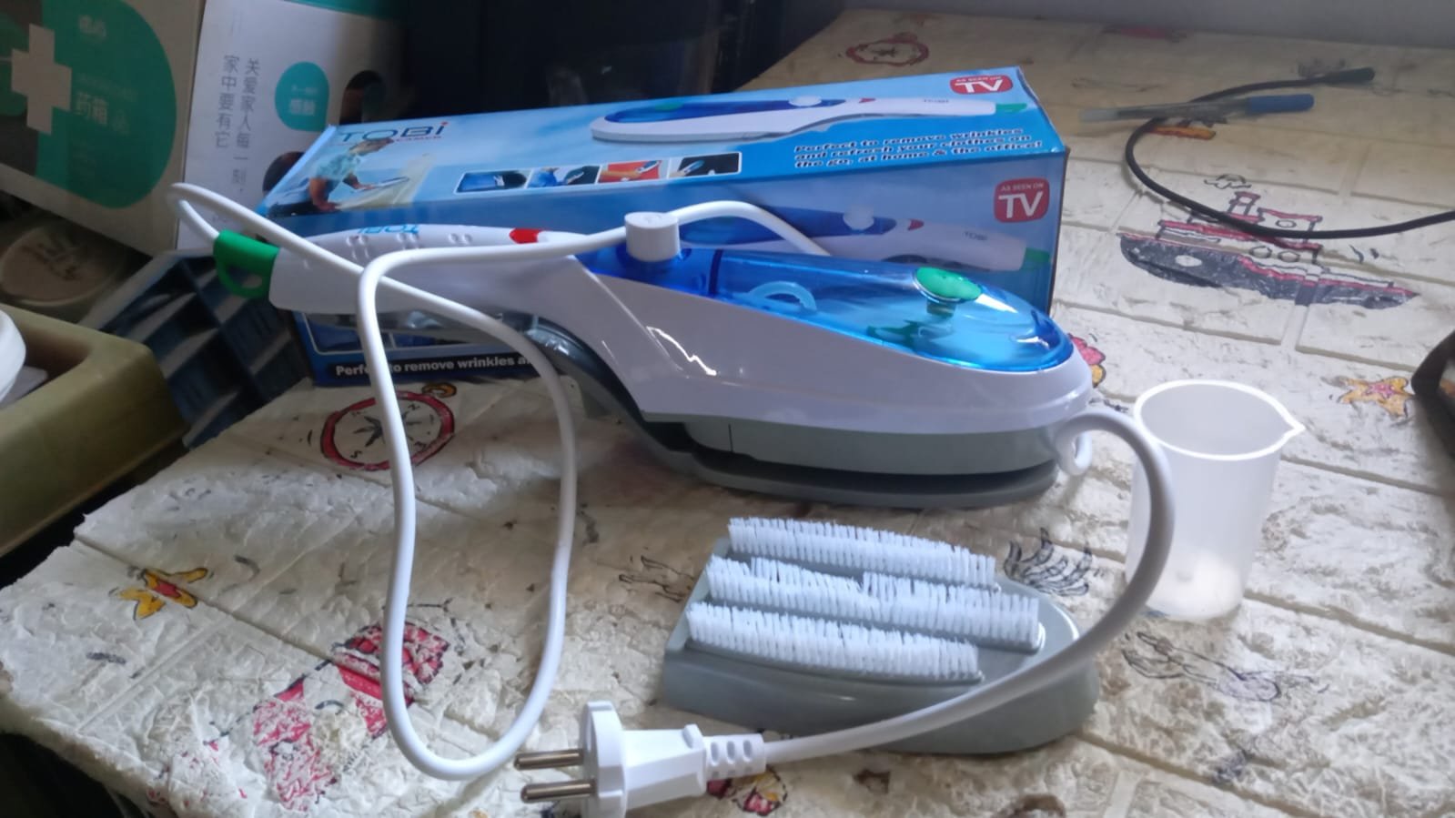 Portable Garment Steamer – Handheld & Travel-Friendly | XcelCraft