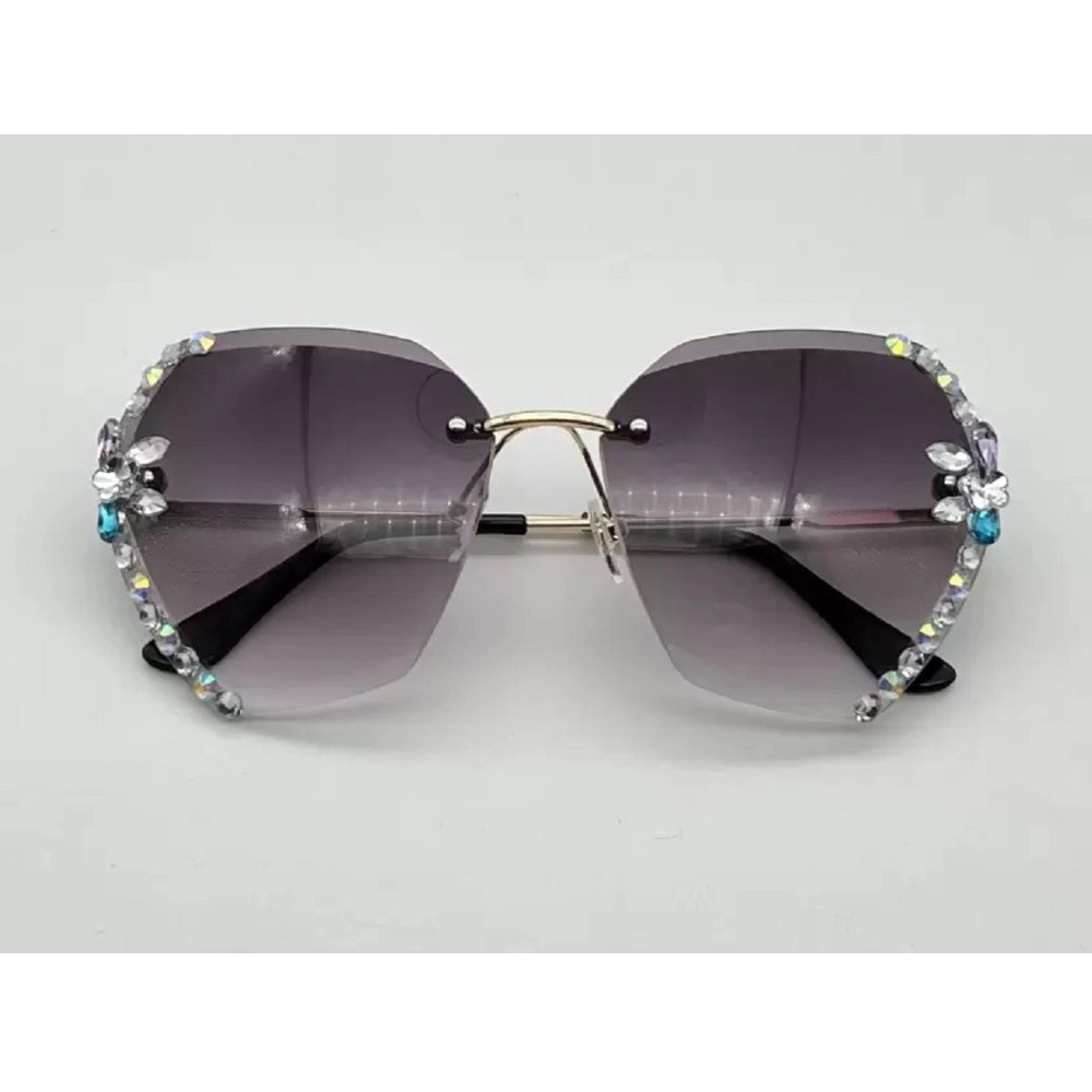 Classic Unisex UV400 Protection Sunglasses (MultiColor) - Image 3