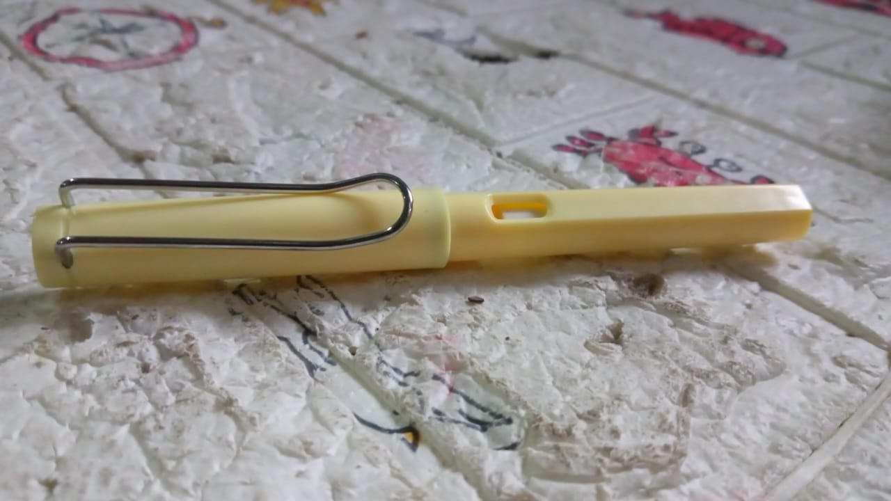 Everlasting Magic Pencil – Inkless & Replaceable Eraser