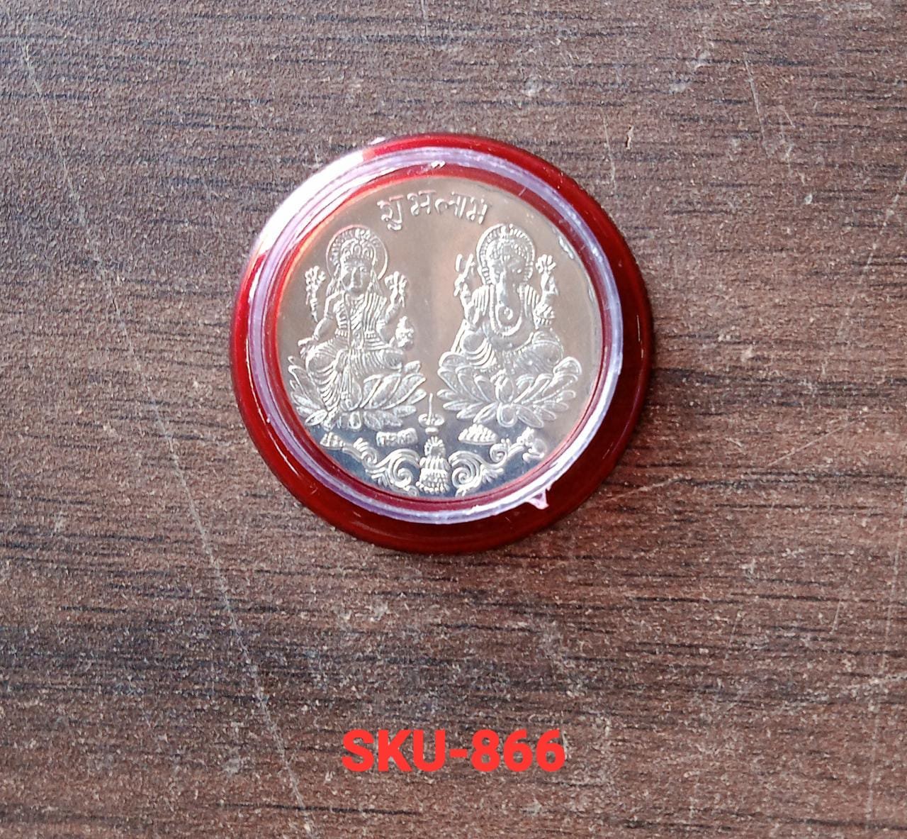 Goddess Lakshmi Pooja Coin – Symbol of Wealth & Blessings