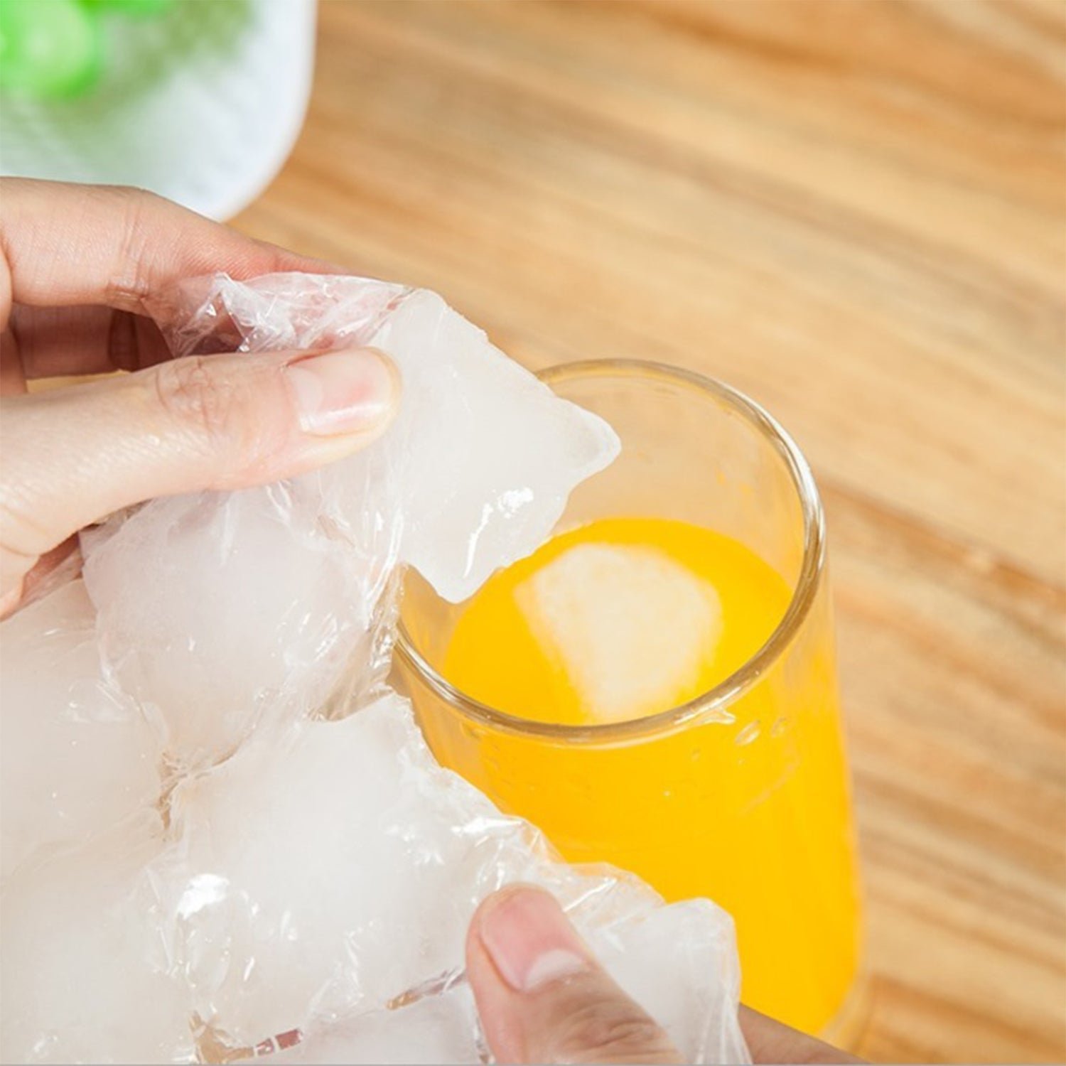 Disposable Ice Cube Bags – Self-Seal, Easy Release | FERVENT