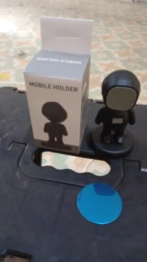 714cc5f5-87ba-4df5-8e5a-ae1c1002406f Cartoon Astronaut Magnetic Phone Holder – 360° Rotating Car Mount | Gambit