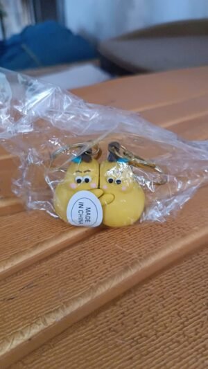 Cute Cartoon Couple Keychain Set – Soft Rubber 2-in-1 Hugging Pair