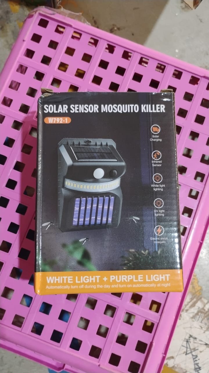 Solar Bug Zapper – 2-in-1 Motion Sensor Light | Garden Vera