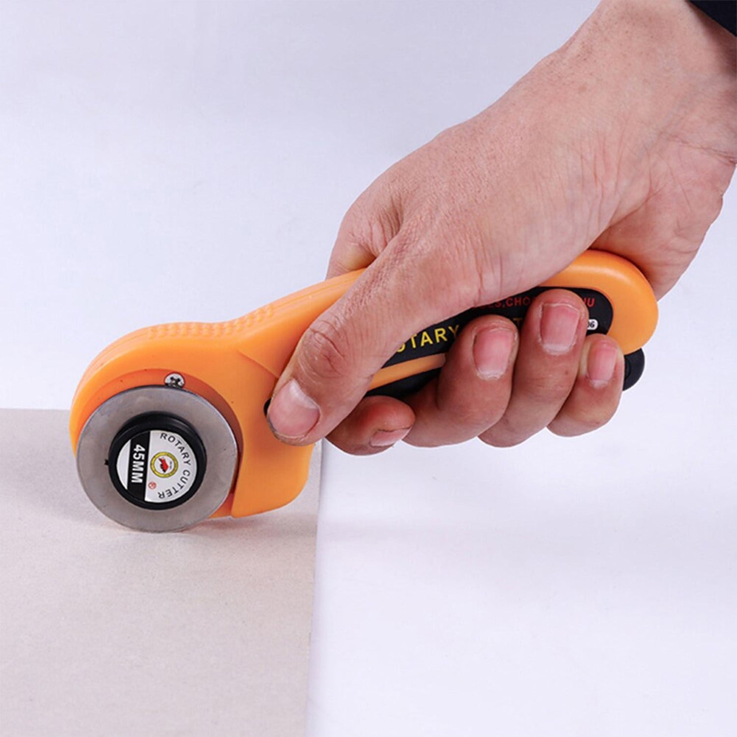 45mm Rotary Cutter – Heavy Duty Fabric & Craft Precision