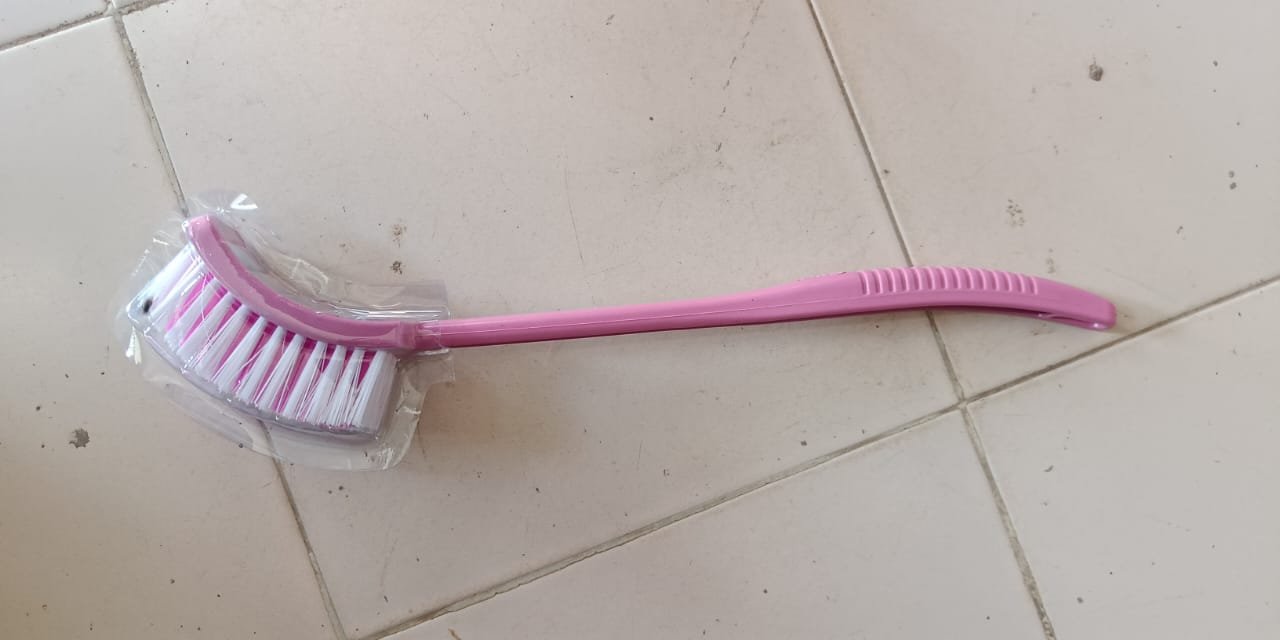 Toilet Cleaning Brush – Ergonomic, Long Handle | Velvet Wipe